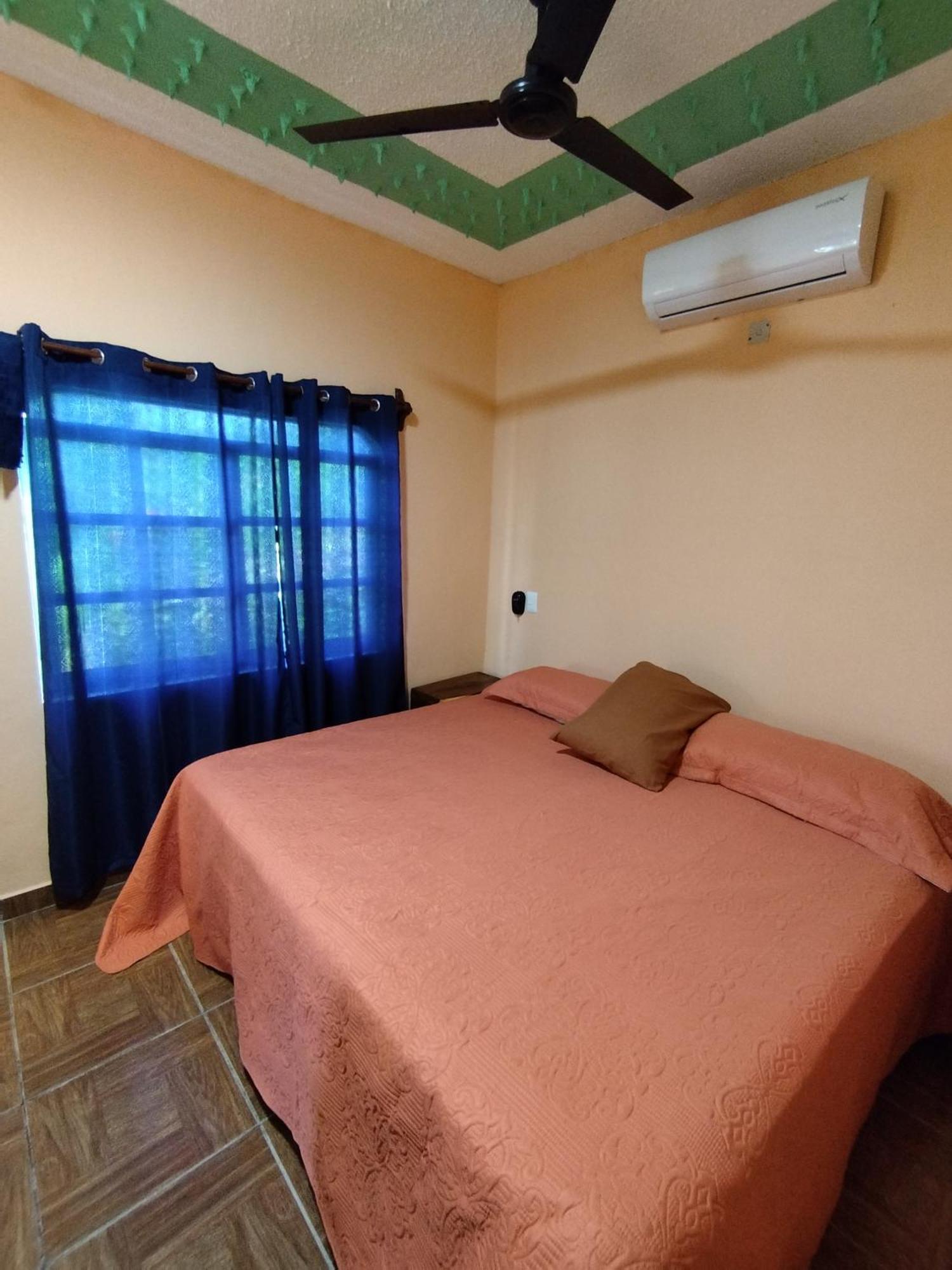 Barra De La Cruz Surf Camp "Barradise" Room 2 Экстерьер фото
